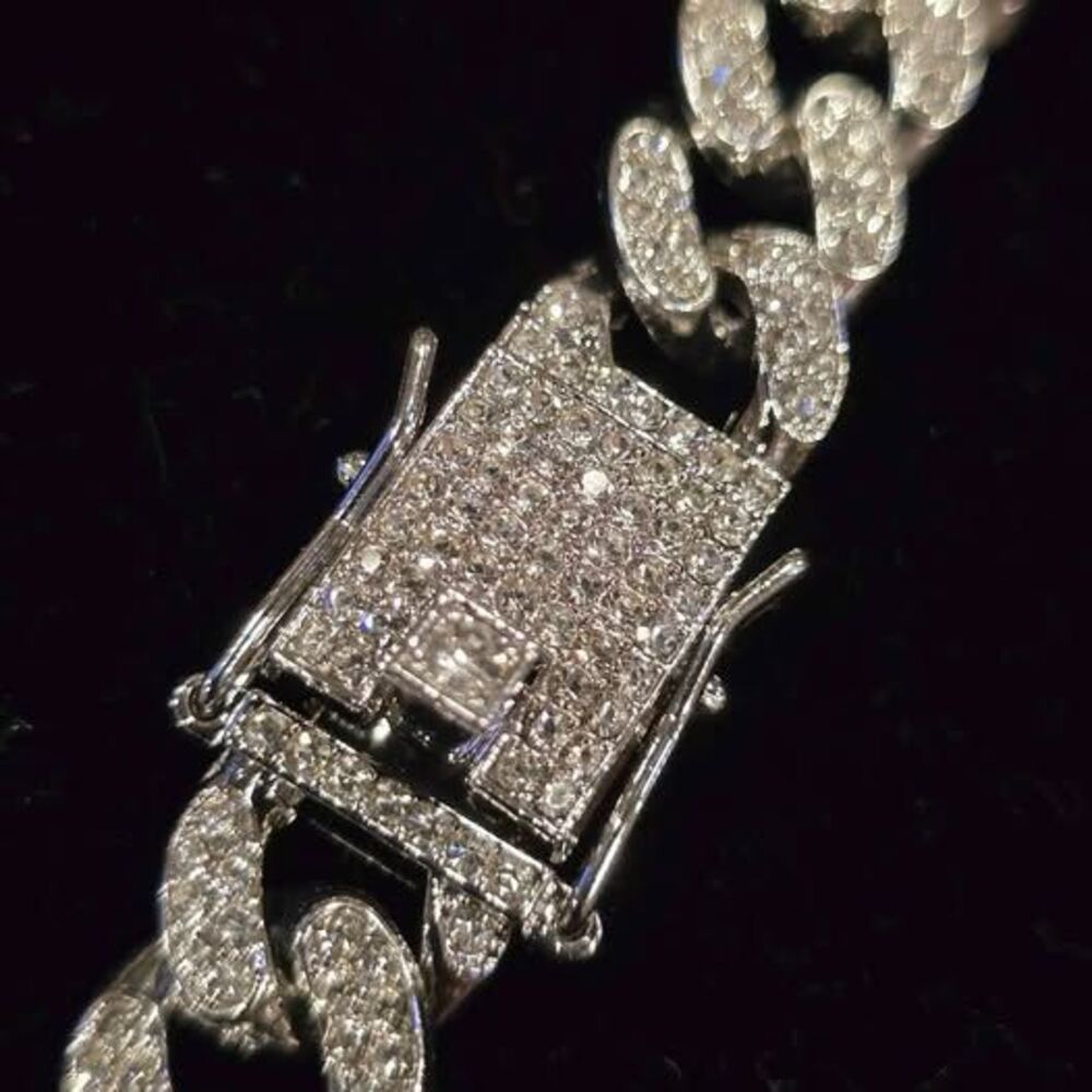 18" Stainless Unisex Chain